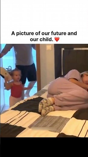 A picture of our future and our child. ❤️