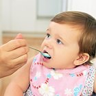 How to Know When to Increase a Newborn's Feedings