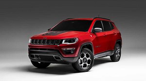 Jeep Renegade, Compass PHEVs May Head To U.S. If There's Demand