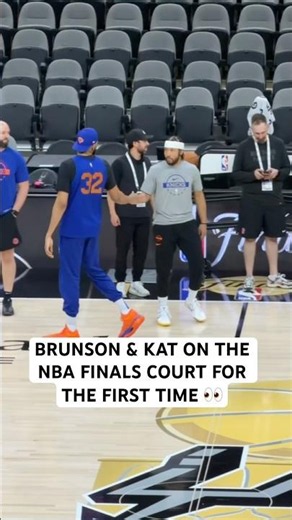 The Knicks Dynamic Duo take the NBA Finals court for the first time for practice 👏