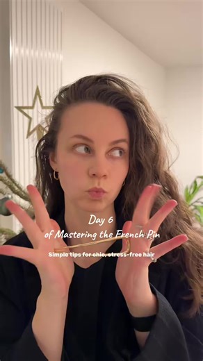 Day 6 of Mastering the French Pin — sharing easy hair tips for effortless, elegant hairstyles 🥰😊 No time but still want to look put together? This French pin hairstyle took me under 5 minutes and lasted the entire night ✨ you can do even on busy days #creatorsearchinsights #easyhairstyles #hairstyletutorial #frizzyhair #wavyhair