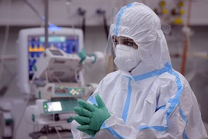 Bilanț COVID în România: Peste 12.100 de cazuri noi și 413 decese, anunțate azi