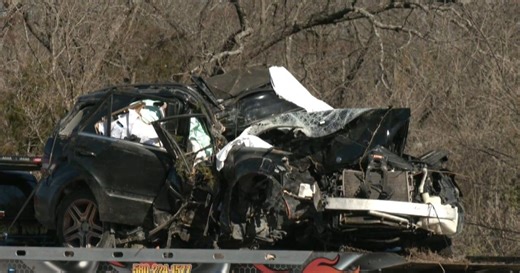 One dead in Carter County crash