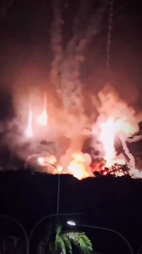 Los buenos 🇻🇪 somos más ✊️ on Instagram: "Están hablando de “clemencia” y de “paz” quienes estuvieron 27 años cometiendo los peores crímenes de la historia de Venezuela contra todos nosotros. Hoy es un buen día para recordar que Verdugo no pide clemencia. @villavicencioand"