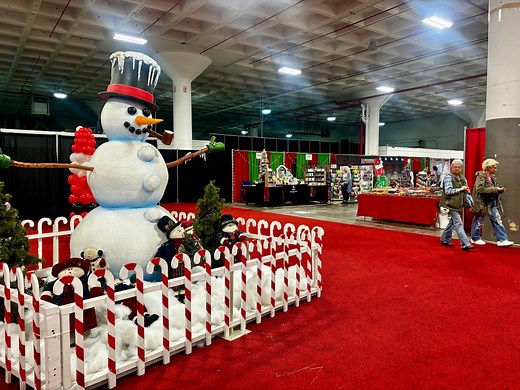 Cleveland Christmas Connection’s final show at IX Center features special guest