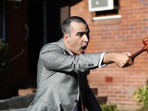 Sydney auctions: Experts reveal the best ways to bid at auction this spring - realestate.com.au