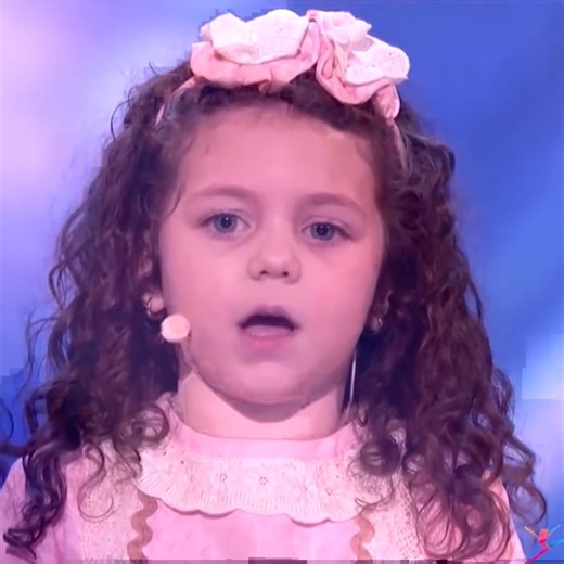 Sophie Fatu CUTEST 5-Year-Old Singer STEALS the Judges' Hearts with Frank Sinatra's "My Way" | World Best Talent
