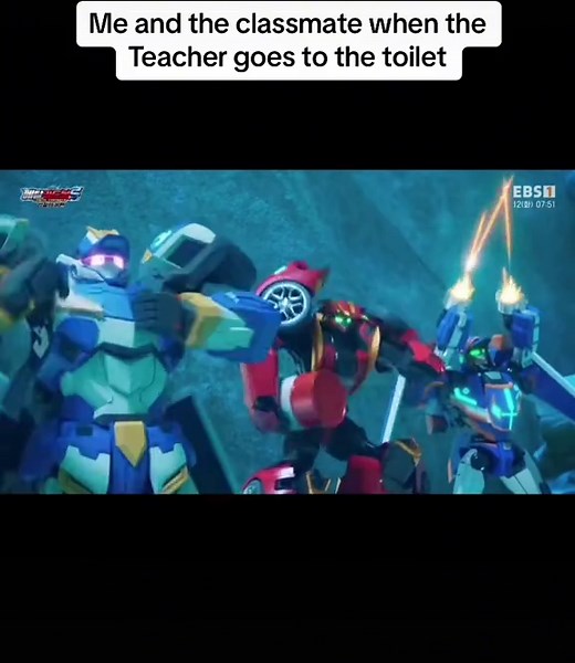 Classmates' Reaction When Teacher Leaves the Room