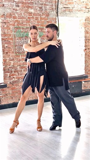 Samba Lady’s spiral 🔥 #latindance #ballroomdance #dancesport