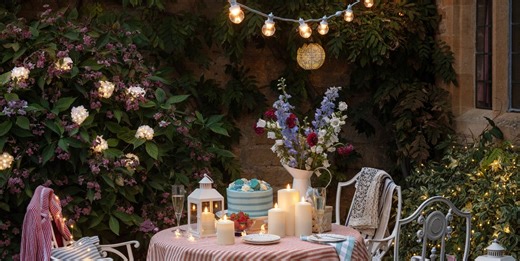 Moon gardens: How to create an outdoor space that comes to life after dark