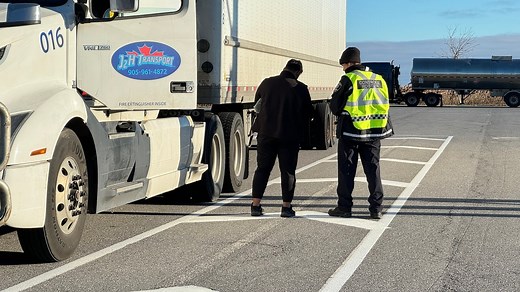 «Camionneurs au rabais»: la SAAQ lance une vaste opération de contrôle routier