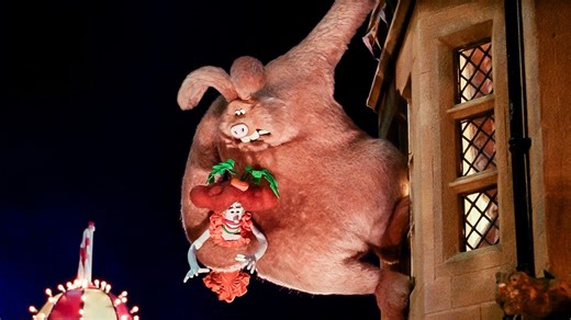 Giant were-rabbit attacks the vegetable festival: Wallace & Gromit The Curse of the Were-Rabbit