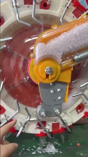 Integrated Corn Planter for Simultaneous Seeding & Fertilization