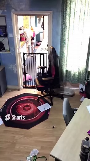 3.1M views · 6.5K reactions | Daughter’s boyfriend experiences a terrifying ordeal from the entity whilst using computer. He DID push the chair back initially, as he thought it was his girlfriend (my daughter) messing about, for a split second. However, he was very wrong. He felt a tight wrapping effect around his face (like tape) pulling his head backwards and when he heard the boom noise and stuff flew off the shelves, table, desk, etc...it suddenly released. | SmugPuppy | Facebook