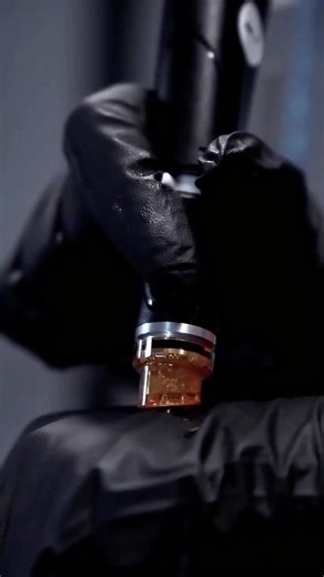 Hydrafacial on Instagram: "Glowing skin starts here 👆✨ Our orange HydroPeel tip takes Hydrafacial exfoliation to the next level- gently lifting away dull, dead skin. It’s just one of the many ways we can customize your Hydrafacial treatment using our patented Vortex-Fusion technology for truly radiant results! #hydrafacial"