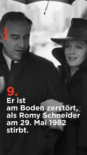 "Er ist einer der besten Regisseure der Welt." So beschrieb Romy Schneider Claude Sautet. In seinem Durchbruch "Die Dinge des Lebens" spielte sie die Hauptrolle und wurde zu seiner Muse. Unser Porträt über einen der bedeutendsten Filmemacher Frankreichs: ⏩ so.arte/claude_sautet | Arte