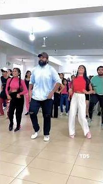 අපේ සර් එක්ක සඳ සාක්කි කියාපුදෙන් අලුත් එක කරමුද😎TDS #dance #teevofficial #trendingshorts #ytshort