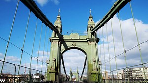 Shapps: Delays in fixing Hammersmith Bridge are 'unacceptable' | LBC