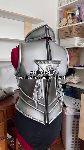 Crafting a Cosplay Breastplate with EVA Foam: BSI Hamon Cosplay
