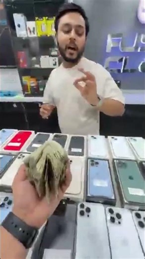 सबसे सस्ते I phone #shortsfeed #shortvideo #shortsviral #iphone#shortsvideo #shorts #short like ser