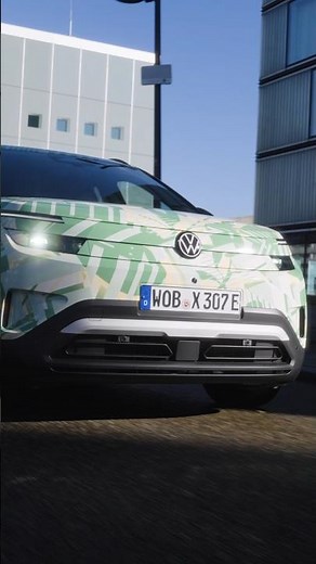 Caught in an urban loop. 🔄 Meet the all-new electric ID. Cross. #Volkswagen #IDCross