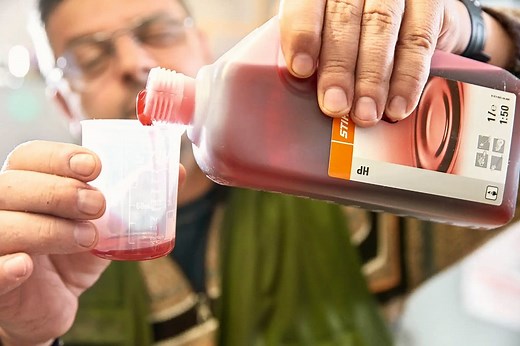 Comment Faire un MÉLANGE 2 TEMPS et Doser Huile et Essence ?