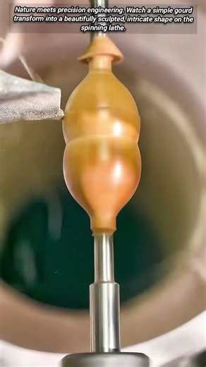 Crafting: Precise Gourd Carving Using Spinning Lathe Machine.