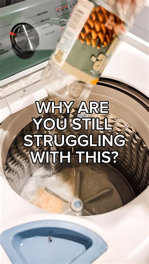 If you’re still struggling and fighting with your sheets to get them untangled after washing them or getting them dry because they roll into a ball in the dryer, you are using the wrong thing! 💥Comment SHEETS and I’ll send you deets to what I use and the recipe!😉 💥Make sure to share with a friend who may not know this is a thing! 👉🏼TIP: Untangling bedsheets after washing them should not be a problem in 2025 but per usual I come bearing solutions! You also should be able to get them dry and 