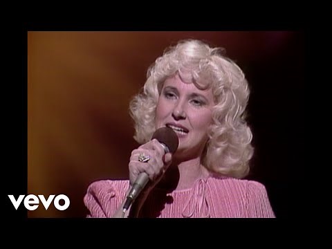 Tammy Wynette - Cowboys Don't Shoot Straight Like They Used To (Live)