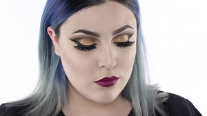 Watch How to create a fall/autumn makeup look - tutorial on Amazon Live