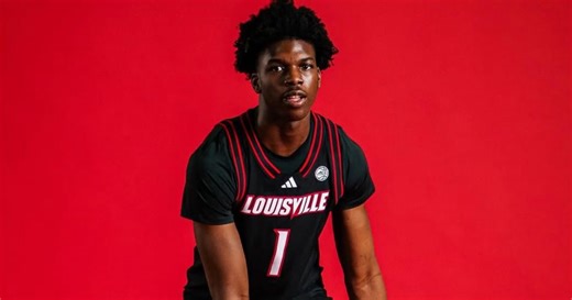 Nation's top center Obinna Ekezie Jr. commits to Louisville, will reclassify