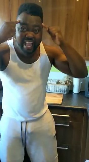 I don’t play with my food! #food #breakfast #angryman #hungry #nochill #meme #fight #featurethis #fyp #featureme #foryoupage #foryou #comedy #funny