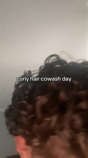 Effective Co-Wash Routine for Beautiful Curls