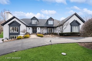 38 N Liberty Dr, South Barrington, IL 60010 - MLS 11785137 - Coldwell Banker