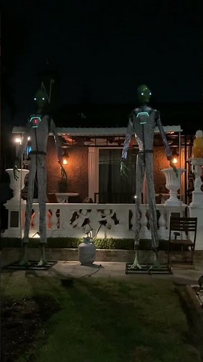 Alien monkeys #aliens #animatronics ￼￼