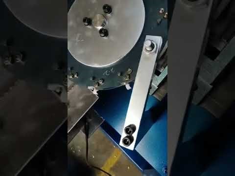 Automatic cable clip assembly machine