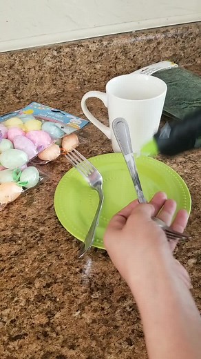 Easter Decor #diy #diycrafts #crafts #dollartree #gettingcrafty #decorations #diydecoration #crafting #eastersunday #easterdiy #dollartreediy #easter