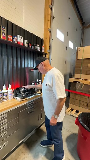 Let’s test 3 of Lucas’ best-selling oil additives and see if there’s any difference between them!  Shop at PROLUBEOIL.COM #prolube #prolubeoil #prolubeoiltreatment #prolubeproducts #paulfromprolube #lucas #lucasoil #lucasheavyduty #lucasoilstabilizer #oiladditive #oil #motoroil #mechanic #trucks #truckerlife | Engine Oil Additive | Facebook