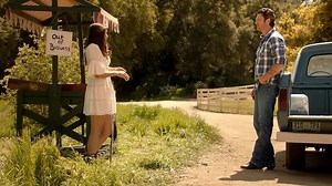 Blake Shelton - Honey Bee (Official Music Video)