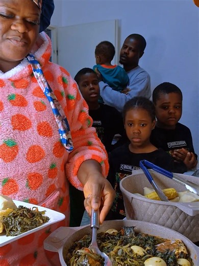 Family Dinner Time: Dishing Up Fun