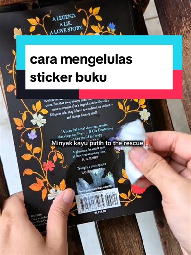 Cara menghilangkan sticker yang nempel di buku. #BookCare #BookTips #StickerRemoval #RawatBuku #bookishindonesia