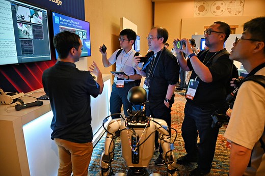 Postcard from Intel Tech Tour Arizona: Intel Simplifies Physical AI Deployment with Intel Robotics AI Suite