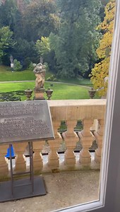 10K views · 267 reactions | Probe mit unseren vier Heimatdamisch-Bläser-Jungs für den offiziellen Festakt abends im Kuppelsaal der Deutschen Botschaft in Prag. Ein wahrlich geschichtsträchtiger Balkon! Gänsehaut! | The Heimatdamisch | Facebook