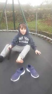 Flips and barefoot flip challenge in -1 °C !!