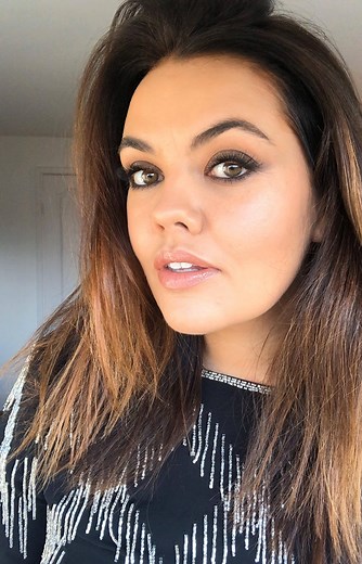 113K views · 1.1K reactions | A classic sparkly smokey eye. The...