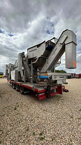 🚜💦 Clean crops, no hassle – wherever you need it! The @haithgroup Mobile Washer is back and ready for the 2025 season! ✅ From just £3,000/week ✅ Flexible hire – perfect for peak demand ✅ Designed for efficient, high-quality washing on the go Whether you’re prepping for harvest, tackling big orders, or keeping quality at its best, our mobile washer has you covered. 📞 Contact the GRIMME UK team today to secure your hire slot for 2025! #GRIMMEUK #HAITH #MobileWasher #2025Season #AgriTech #Farmin