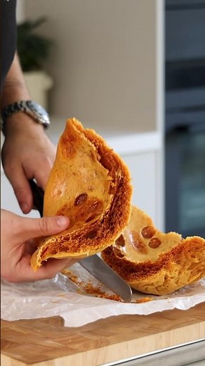 My favorite honey recipe! Delicious honeycomb that’s perfect for all desserts! #shorts