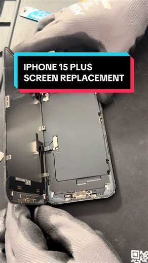 iPhone 15 Plus screen cracked? 💥😩 Don’t trade it in — RapidoFIX replaces your screen and makes it look brand new again ✨ ✅ Same-day screen replacement 🚐 Doorstep service in Danbury, CT 🛠️ Clean install • Smooth touch • Bright display 📩 DM “15 PLUS” for a quick quote. #fyp #foryoupage #viral #trending #danburyct