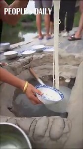 This village in C China's Hunan is famous for having 98-degree Celsius hot spring water streaming across town. The locals like to welcome their guests by cooking a delicious meal in the hot water. | People's Daily, China