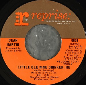 Dean Martin - Little Ole Wine Drinker, Me / I Can't Help Remembering You